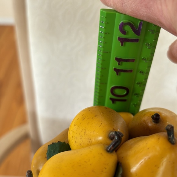 Colorful pear tree decor - Picture 5 of 5